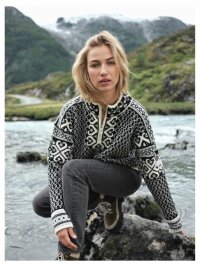 Dale of Norway Leknes Feminine Sweater Black White